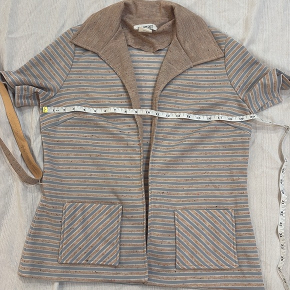 Vintage 1970s Short Sleeved Shacket With Belt - Picture 7 of 11